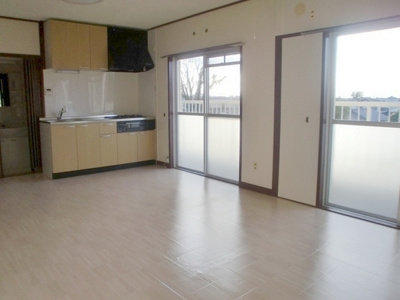 【居間・リビング】 | ラフェスタ新開 | ■ＬＤＫ(１２．５帖)