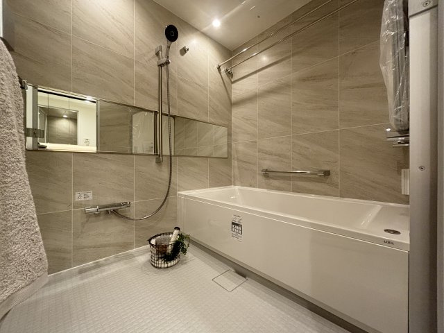 コートレジデントタワーの浴室