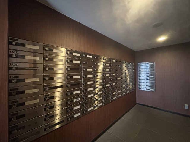 コートレジデントタワーの設備