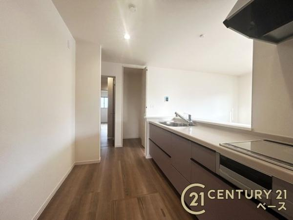 リーブルガーデン大豆越 ５号棟 ／新築一戸建の内観：施工例|■日当たりのよい明るい雰囲気の洋室です！■