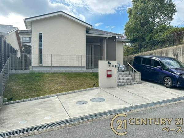 香芝市関屋北３丁目　一戸建