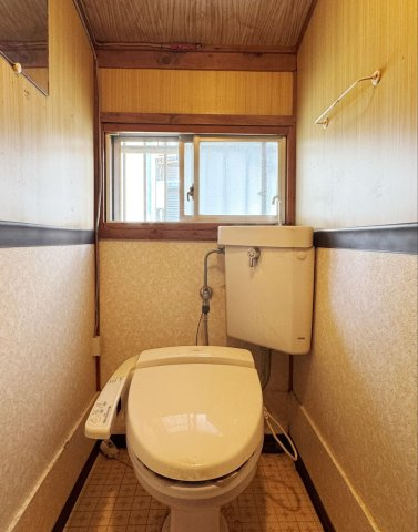 香椎駅東１丁目戸建のトイレ