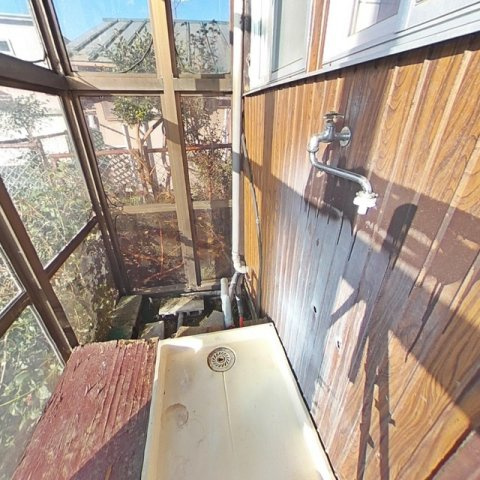 大垣市久瀬川町貸家の設備|洗濯機置き場