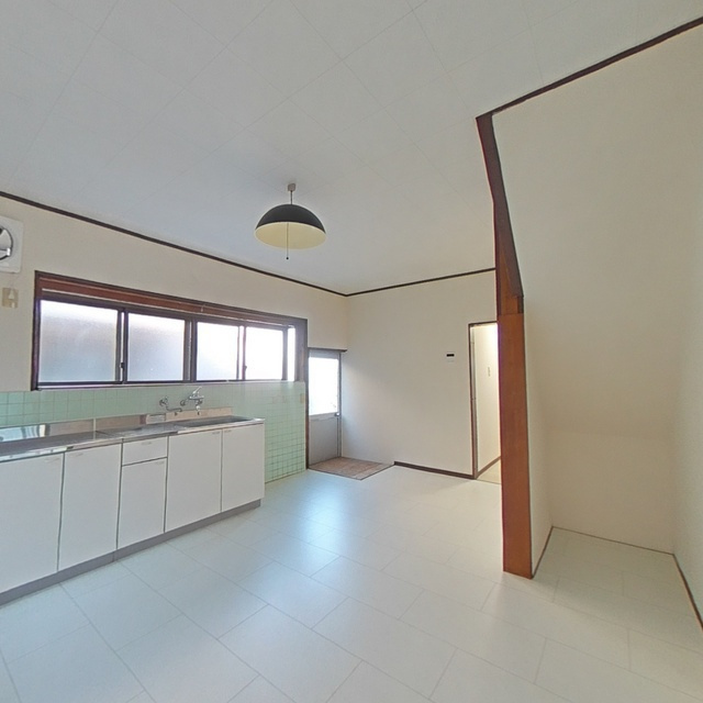 養老町鷲巣貸家のキッチン