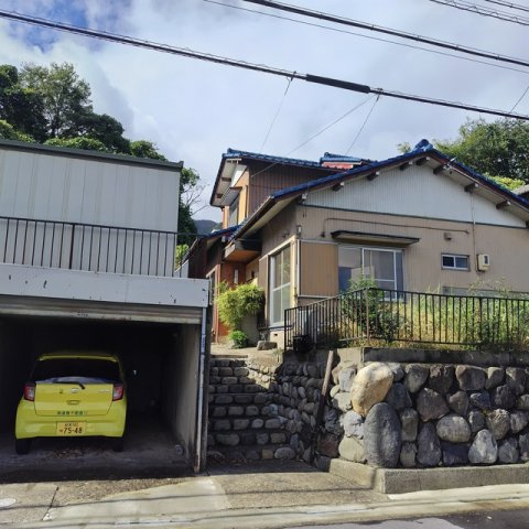 養老町鷲巣貸家の外観