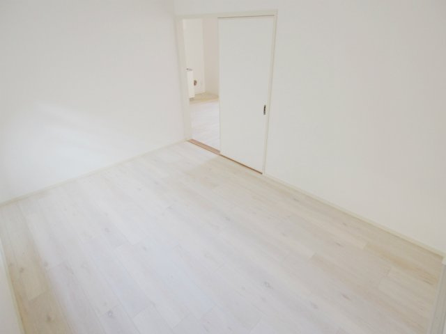 リャノス矢野西の洋室