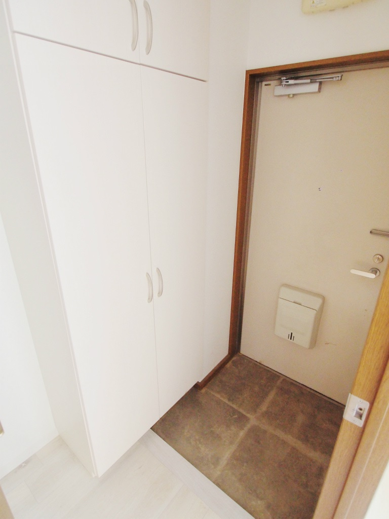 リャノス矢野西の玄関