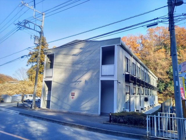 レオパレストミーズの外観