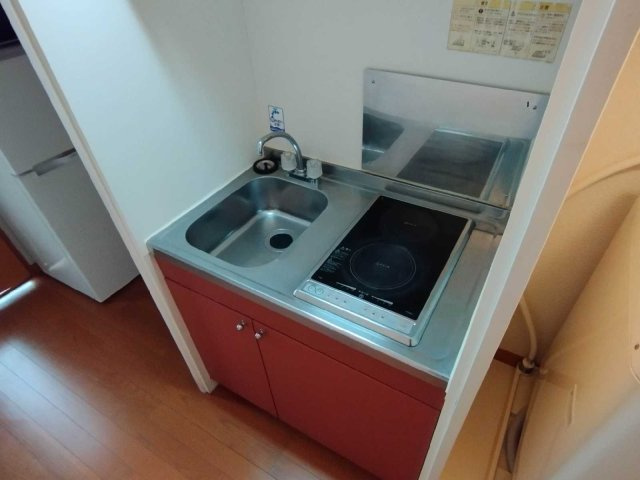 レオパレストミーズのキッチン