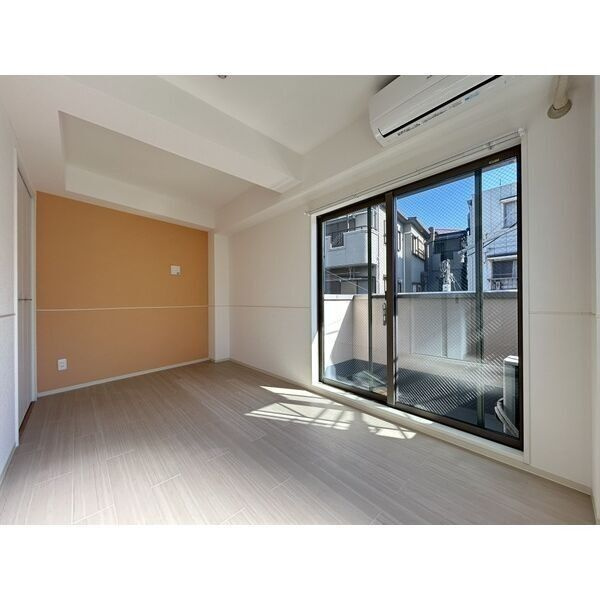 レヴァンテ宝塚の居間・リビング