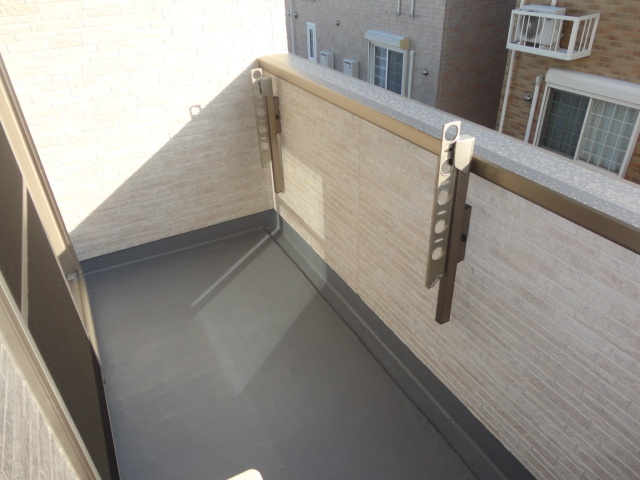 コモドビラN2のバルコニー