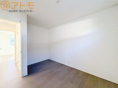 【子供部屋】 | 駿河区みずほ2丁目　新築戸建　2号棟 | コンパクトで落ち着いた空間で、書斎や趣味部屋としても使用できます♪