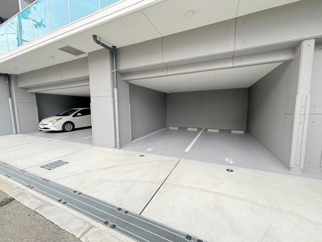 S-RESIDENCE東三国amanteの駐車場