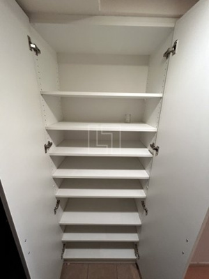 【収納】 | レジデンス本町靭公園 | レジディア靭公園　下駄箱