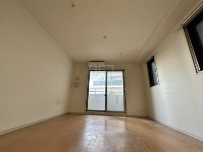 【居間・リビング】 | レジデンス本町靭公園 | レジディア靭公園　洋室