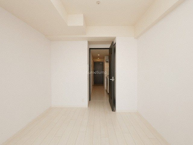 エスリード難波レジデンスの居間・リビング