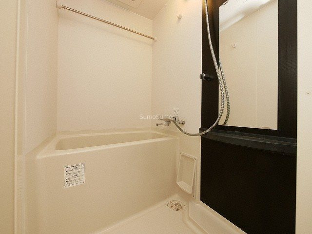 エスリード難波レジデンスの浴室