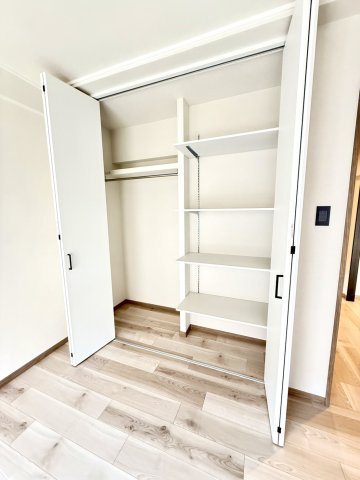 山御影マンションI棟の収納