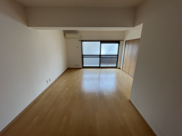 シャトル岩園のその他