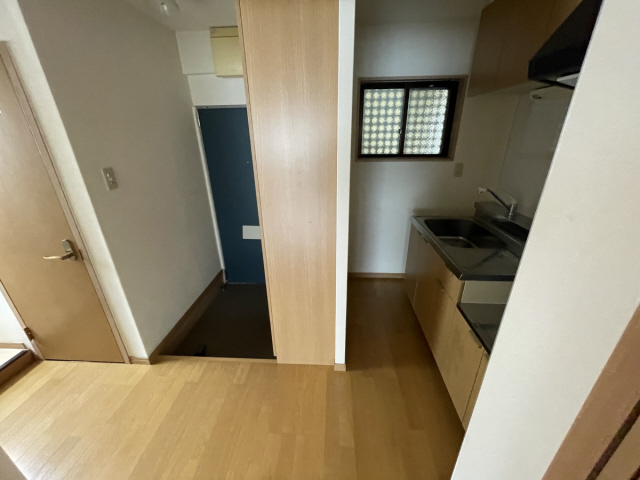 シャトル岩園のその他