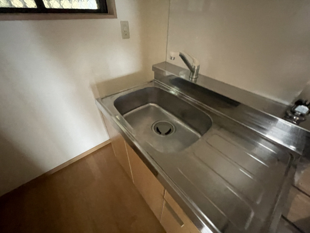 シャトル岩園のその他