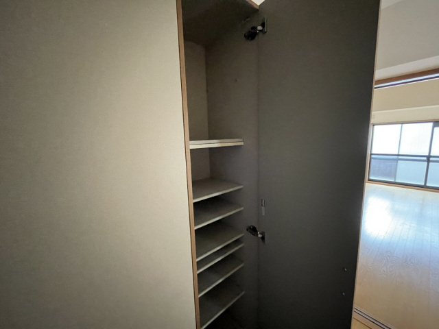 シャトル岩園のその他