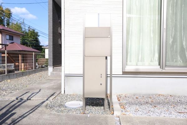 津守　中古のその他|敷地内に設置された宅配ボックスが荷物の受け取りをより便利にします。外観に調和するデザインで住まいの印象を損ないません。
