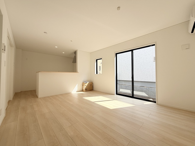 広丘竪石第4　7号棟の居間・リビング