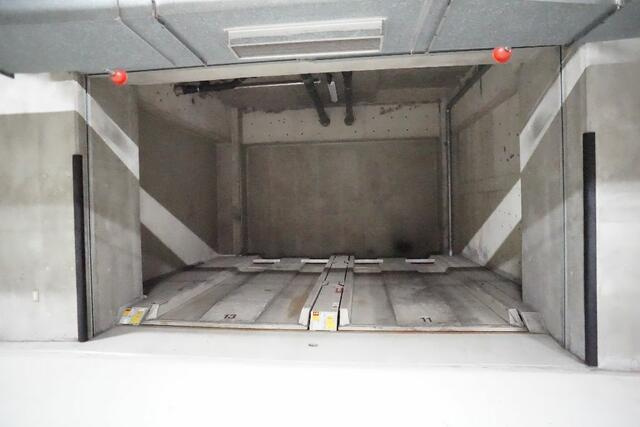 リンデンハイム府中の駐車場|駐車場（地下１階）です