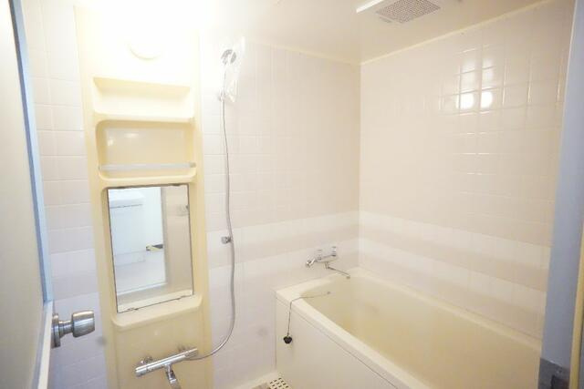 リンデンハイム府中の浴室