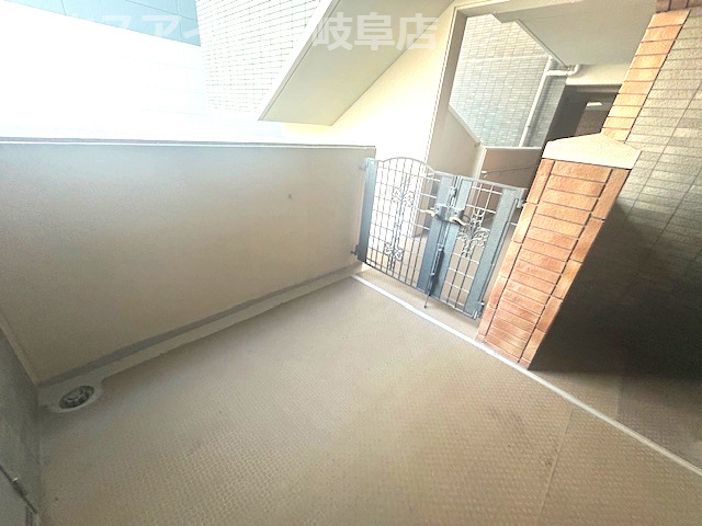 【玄関】の画像