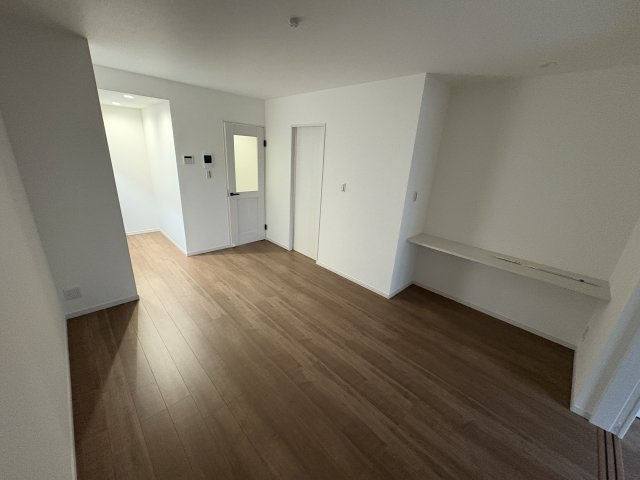 ルナ大久保駅前の居間・リビング