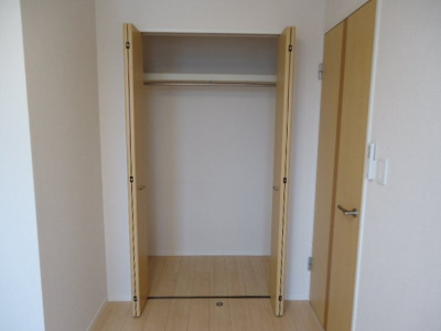 【収納】 | サニーヴィレッジ | 北側洋室収納