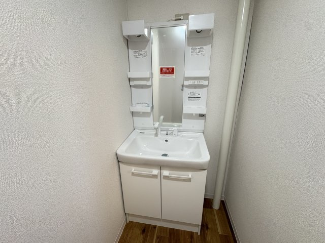 垂水高丸住宅１号棟の独立洗面台