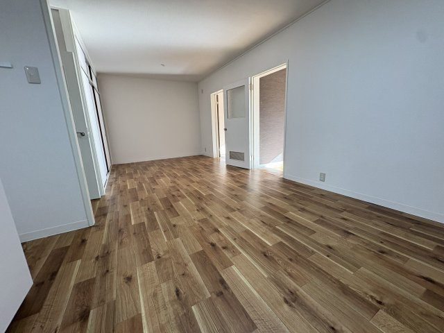 垂水高丸住宅１号棟の居間・リビング