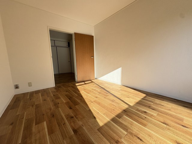 垂水高丸住宅１号棟の洋室