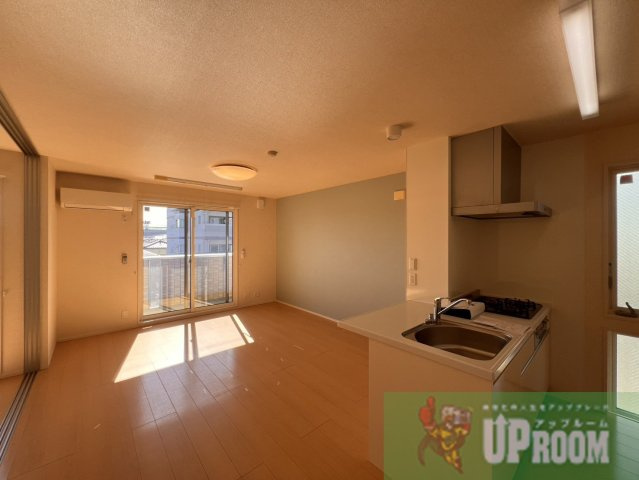 セゾン ソレイユの駐車場