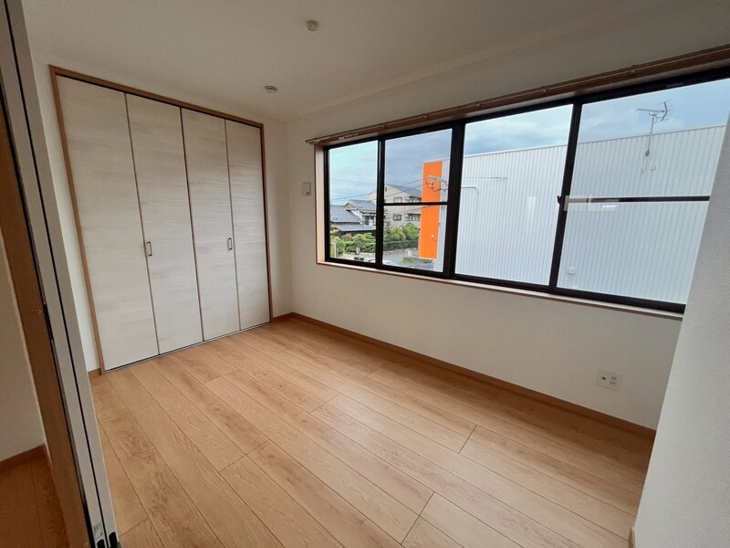 アリエス久留米東【キャッシュバック対象物件】の洋室|落ち着いた色調の洋室です