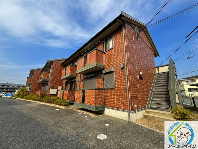 フローラ山の下の外観