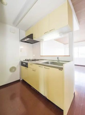  | カンズボヌール