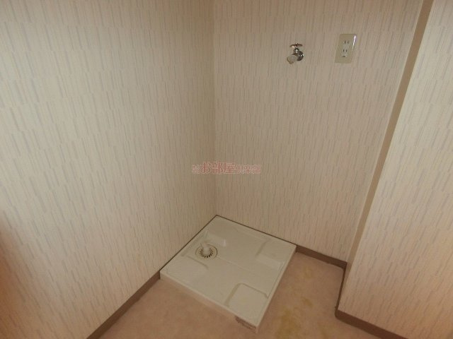 メゾン岩橋の設備|室内洗濯機置き場があります