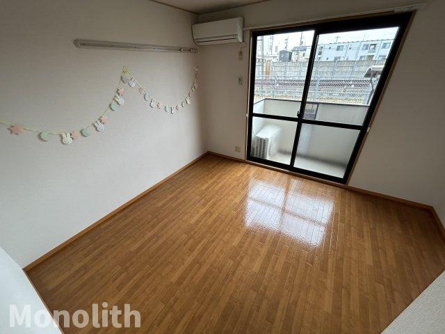 イーストファームの居間・リビング