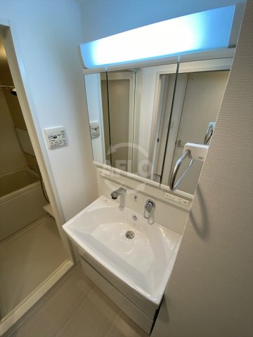 LaCASA京橋の独立洗面台|LaCASA京橋（ラカーサ京橋）　独立洗面台