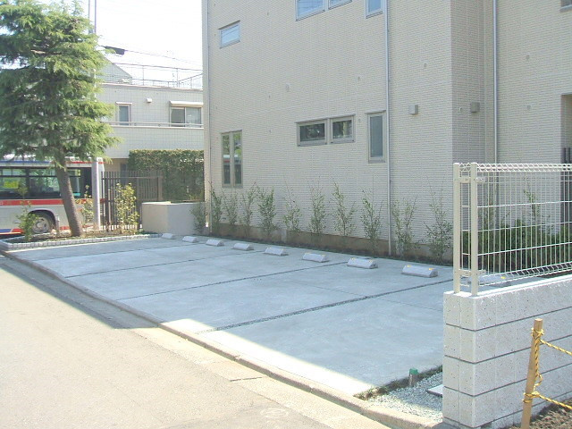 ル・ヴァンヴェールの駐車場|★敷地内駐車場・空き状況はご確認下さい★