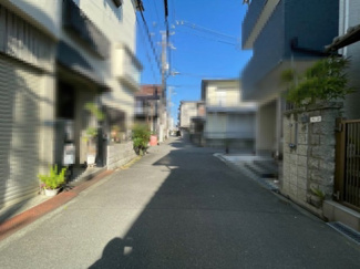 【前面道路含む現地写真】