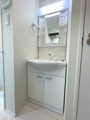 【洗面所】 | Coron　Heiwadai | 【最新技術・IOT導入物件】インターネット無料♪