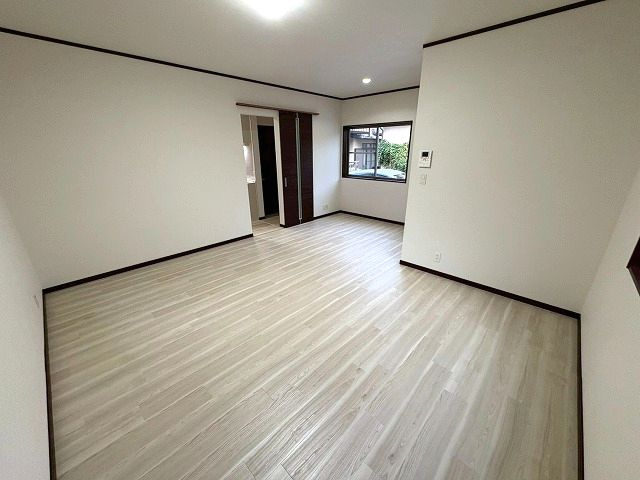 【居間・リビング】 | 南区老司2丁目戸建