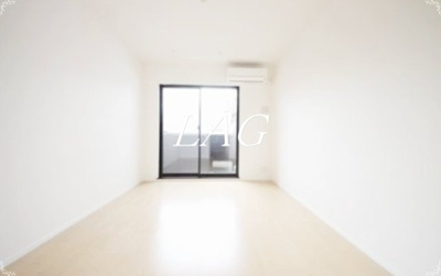 【居間・リビング】 | グレーシア草加 | 洋室です。