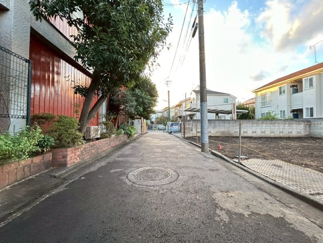 世田谷区桜上水2丁目　建築条件無し売地　全2区画の前面道路含む現地写真|2025.11.10撮影

現地ご見学希望・資料請求などお気軽にお問い合わせ下さい！
03-5990-5201