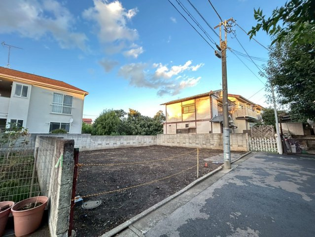 世田谷区桜上水2丁目　建築条件無し売地　全2区画の外観|2025.11.10撮影

現地ご見学希望・資料請求などお気軽にお問い合わせ下さい！
03-5990-5201